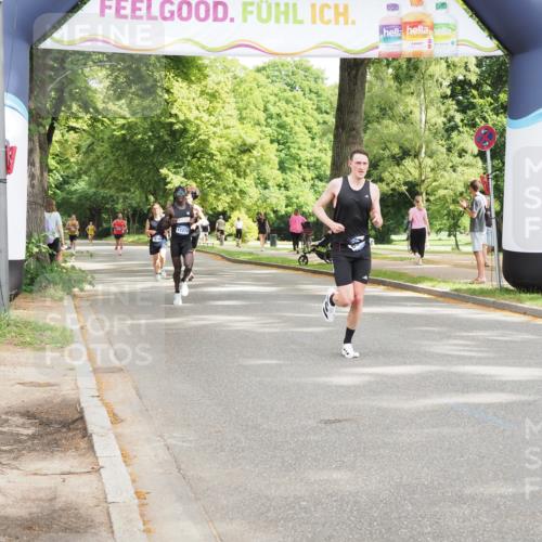 29.06.2025 - hella hamburg halbmarathon MichiJ http://msf.ph/oto/8161295 29.06.2025 10:11:27 Zwischen KM18-KM19 12373, 14717, 15526, 19075 meine-sportfotos.de