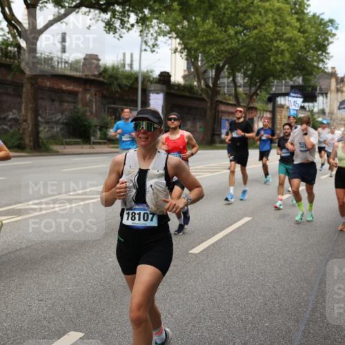 29.06.2025 - hella hamburg halbmarathon Yannick Fuchs http://msf.ph/oto/8161328 29.06.2025 10:38:59 20KM 1057, 1391, 1413, 1468, 1697, 1782, 1902, 1941, 2415, 3004, 3098, 3305, 4691, 4991, 5884, 7322, 7710, 8928, 9159, 9302, 10596, 11809, 12159, 12711, 13123, 13975, 14351, 14464, 14667, 14686, 14687, 14703, 14816, 15185, 16506, 17097, 17406, 18539, 18560, 18806, 19207 meine-sportfotos.de