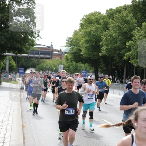 29.06.2025 - hella hamburg halbmarathon Jannik Wohlers http://msf.ph/oto/8161345 29.06.2025 10:19:59 Lombardsbrücke 1011, 1046, 1069, 1471, 1474, 2478, 3434, 3733, 3842, 4154, 4166, 4585, 4614, 5181, 5556, 5811, 5812, 5831, 5937, 6951, 7018, 7101, 7131, 7739, 7744, 8025, 8462, 8588, 9136, 9722, 9735, 9873, 10041, 10414, 10595, 10613, 10647, 10754, 11603, 11835, 12056, 12977, 13013, 14014, 14564, 14894, 15180, 15244, 15442, 15481, 15619, 17671, 18114, 19093 meine-sportfotos.de