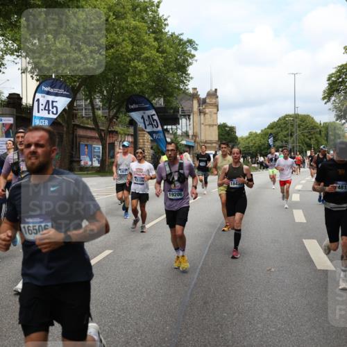 29.06.2025 - hella hamburg halbmarathon Yannick Fuchs http://msf.ph/oto/8161504 29.06.2025 10:39:01 20KM 1057, 1391, 1413, 1468, 1520, 1697, 1782, 1941, 2415, 3098, 3305, 4691, 4991, 5884, 7322, 7710, 8928, 9302, 10596, 11809, 12159, 12711, 13123, 13975, 14351, 14464, 14686, 14687, 14703, 14816, 16506, 17097, 17120, 17406, 18539, 18560, 18806, 19207 meine-sportfotos.de