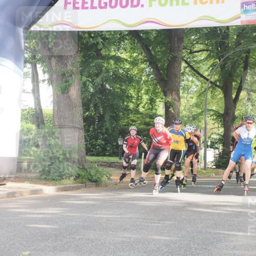 29.06.2025 - hella hamburg halbmarathon KatJ http://msf.ph/oto/8161508 29.06.2025 09:10:56 Zwischen KM18-KM19  meine-sportfotos.de