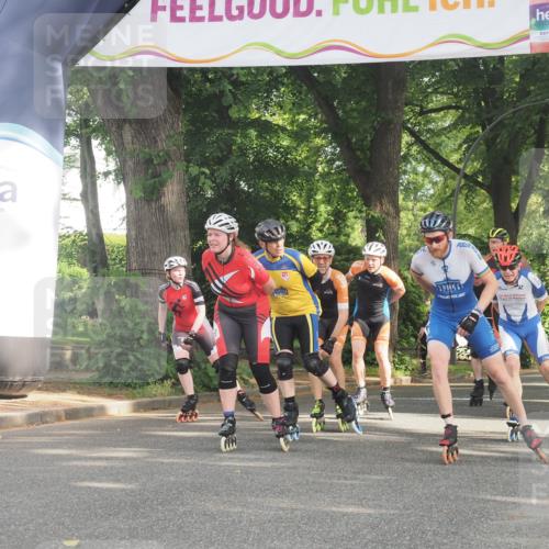 29.06.2025 - hella hamburg halbmarathon KatJ http://msf.ph/oto/8161551 29.06.2025 09:10:57 Zwischen KM18-KM19  meine-sportfotos.de