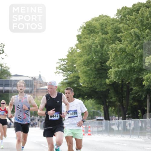 29.06.2025 - hella hamburg halbmarathon Jannik Wohlers http://msf.ph/oto/8161649 29.06.2025 09:39:57 Lombardsbrücke 34, 35, 52, 54, 6530, 9255, 9447, 10650, 12678, 14302, 15495, 16068, 16245, 16988, 19075 meine-sportfotos.de