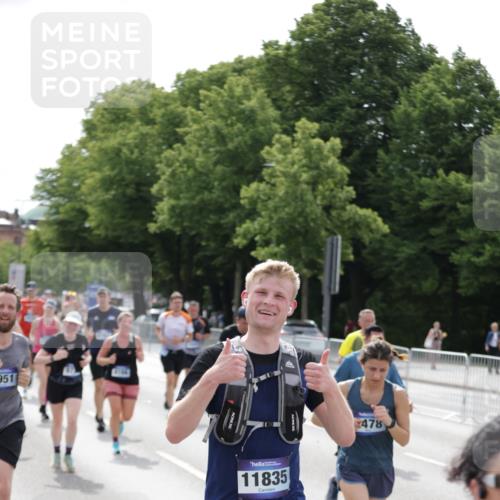 29.06.2025 - hella hamburg halbmarathon Jannik Wohlers http://msf.ph/oto/8161666 29.06.2025 10:20:02 Lombardsbrücke 1011, 1046, 1069, 1471, 1474, 2478, 3434, 3733, 3842, 4154, 4166, 4422, 4614, 5181, 5811, 5812, 5831, 5937, 6951, 7018, 7101, 7131, 7739, 8025, 8462, 8588, 9136, 9722, 9735, 9873, 10041, 10414, 10595, 10613, 10647, 10754, 11603, 11835, 12056, 12977, 13013, 14014, 14894, 15180, 15244, 15442, 15481, 16638, 17671, 18007, 19093 meine-sportfotos.de