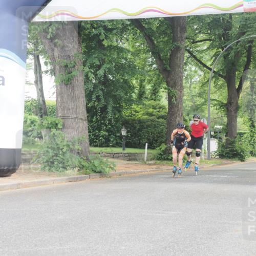 29.06.2025 - hella hamburg halbmarathon KatJ http://msf.ph/oto/8161689 29.06.2025 09:11:45 Zwischen KM18-KM19  meine-sportfotos.de