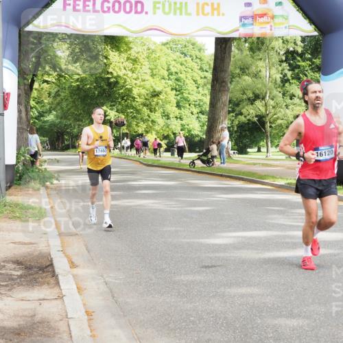 29.06.2025 - hella hamburg halbmarathon MichiJ http://msf.ph/oto/8161701 29.06.2025 10:11:37 Zwischen KM18-KM19 11210, 14360, 14933, 16120, 16988 meine-sportfotos.de