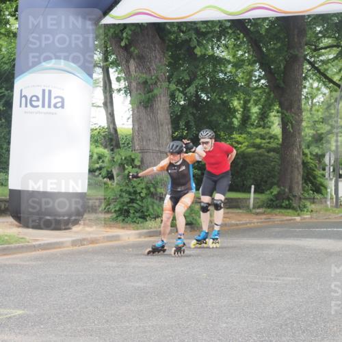 29.06.2025 - hella hamburg halbmarathon KatJ http://msf.ph/oto/8161799 29.06.2025 09:11:46 Zwischen KM18-KM19  meine-sportfotos.de
