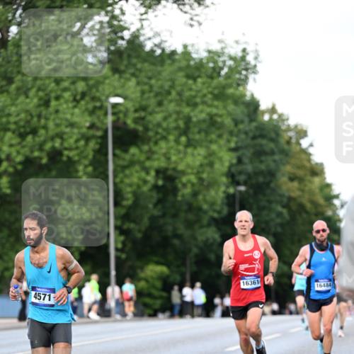 29.06.2025 - hella hamburg halbmarathon Dr. Thomas Lammeyer http://msf.ph/oto/8161862 29.06.2025 09:44:43 Kennedybrücke 2892, 4128, 4571, 6559, 7862, 9442, 10234, 10780, 11194 meine-sportfotos.de