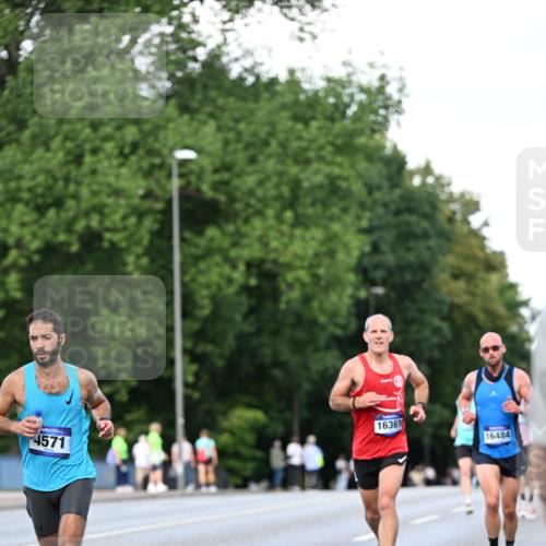29.06.2025 - hella hamburg halbmarathon Dr. Thomas Lammeyer http://msf.ph/oto/8161883 29.06.2025 09:44:43 Kennedybrücke 2892, 4128, 4571, 6559, 7862, 9442, 10234, 10780, 11194 meine-sportfotos.de
