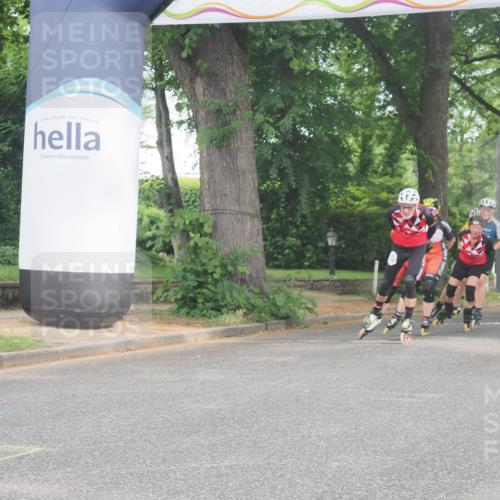 29.06.2025 - hella hamburg halbmarathon KatJ http://msf.ph/oto/8161903 29.06.2025 09:11:48 Zwischen KM18-KM19  meine-sportfotos.de