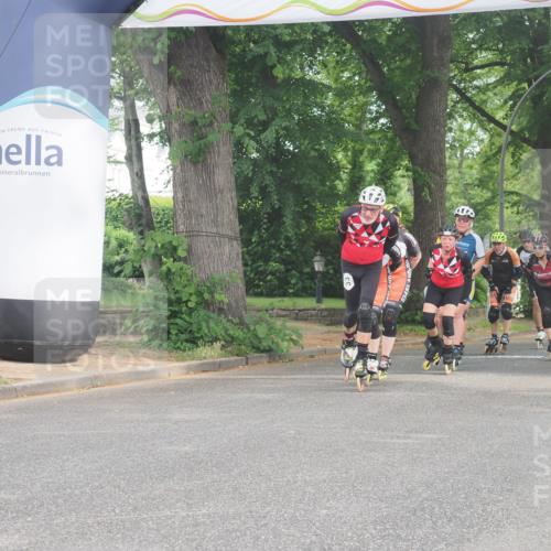 29.06.2025 - hella hamburg halbmarathon KatJ http://msf.ph/oto/8161932 29.06.2025 09:11:49 Zwischen KM18-KM19  meine-sportfotos.de