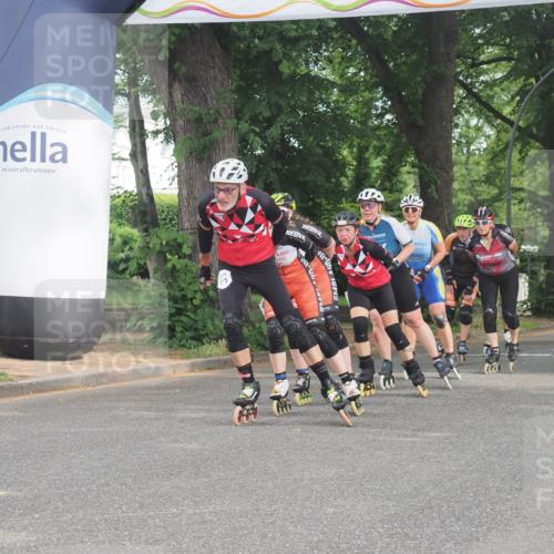 29.06.2025 - hella hamburg halbmarathon KatJ http://msf.ph/oto/8161977 29.06.2025 09:11:49 Zwischen KM18-KM19  meine-sportfotos.de