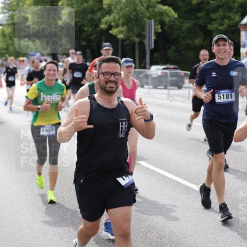 29.06.2025 - hella hamburg halbmarathon Jannik Wohlers http://msf.ph/oto/8161982 29.06.2025 10:20:07 Lombardsbrücke 1011, 1046, 1069, 1471, 1474, 2053, 2478, 3733, 4154, 4166, 4422, 4754, 4869, 5181, 5625, 5831, 6951, 7018, 7131, 8025, 8588, 9722, 9873, 10041, 10613, 10647, 11100, 11603, 11835, 11995, 12056, 12977, 14500, 14502, 14503, 14894, 15180, 15244, 15442, 15481, 15513, 16254, 16638, 17581, 17671, 17987, 18007, 18423, 18908, 19014, 19093 meine-sportfotos.de