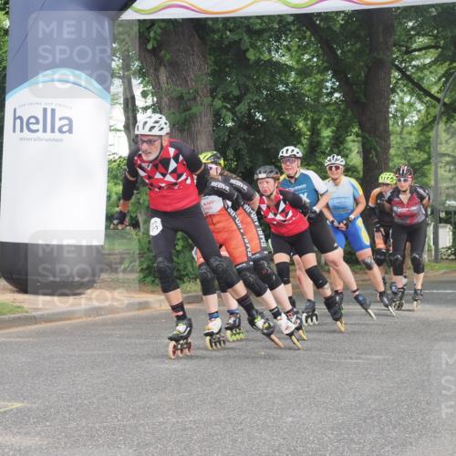 29.06.2025 - hella hamburg halbmarathon KatJ http://msf.ph/oto/8161990 29.06.2025 09:11:49 Zwischen KM18-KM19  meine-sportfotos.de