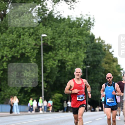 29.06.2025 - hella hamburg halbmarathon Dr. Thomas Lammeyer http://msf.ph/oto/8161992 29.06.2025 09:44:43 Kennedybrücke 2892, 4128, 4571, 6559, 7862, 9442, 10234, 10780, 11194 meine-sportfotos.de