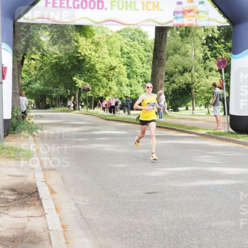 29.06.2025 - hella hamburg halbmarathon MichiJ http://msf.ph/oto/8161999 29.06.2025 10:11:43 Zwischen KM18-KM19 14766, 16120, 17402 meine-sportfotos.de
