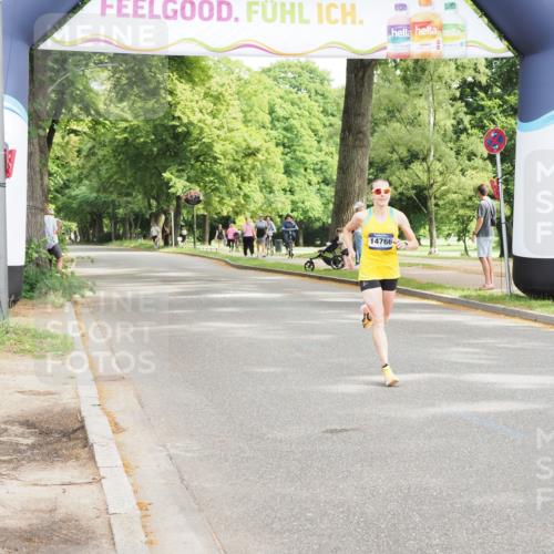 29.06.2025 - hella hamburg halbmarathon MichiJ http://msf.ph/oto/8162033 29.06.2025 10:11:43 Zwischen KM18-KM19 14766, 16120, 17402 meine-sportfotos.de