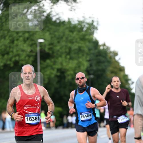 29.06.2025 - hella hamburg halbmarathon Dr. Thomas Lammeyer http://msf.ph/oto/8162060 29.06.2025 09:44:45 Kennedybrücke 2892, 4128, 4571, 6559, 7862, 10234, 10780, 11194 meine-sportfotos.de