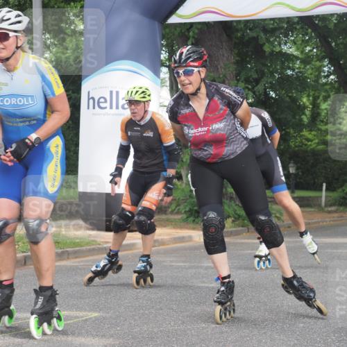 29.06.2025 - hella hamburg halbmarathon KatJ http://msf.ph/oto/8162167 29.06.2025 09:11:50 Zwischen KM18-KM19  meine-sportfotos.de