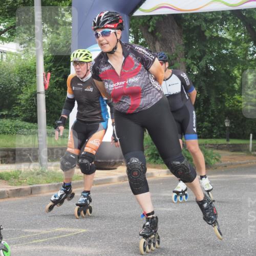29.06.2025 - hella hamburg halbmarathon KatJ http://msf.ph/oto/8162183 29.06.2025 09:11:51 Zwischen KM18-KM19  meine-sportfotos.de