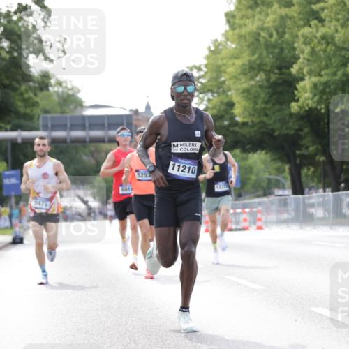 29.06.2025 - hella hamburg halbmarathon Jannik Wohlers http://msf.ph/oto/8162337 29.06.2025 09:40:09 Lombardsbrücke 34, 54, 5253, 6530, 6816, 9151, 9447, 9475, 11210, 12373, 12678, 14302, 16068, 16245, 16988, 18930 meine-sportfotos.de