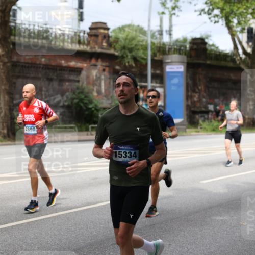 29.06.2025 - hella hamburg halbmarathon Yannick Fuchs http://msf.ph/oto/8162421 29.06.2025 10:39:32 20KM 1171, 1424, 2098, 2188, 2470, 2890, 2970, 3785, 3917, 4270, 4915, 4997, 5047, 5623, 6266, 6375, 6575, 6819, 7087, 7167, 7325, 7709, 7843, 8871, 9030, 9710, 9720, 10064, 10313, 10741, 11688, 12154, 12161, 12528, 12643, 12783, 13919, 15334, 15365, 15651, 15666, 15760, 16058, 16617, 16685, 16689, 16725, 16803, 16834, 17381, 17382, 17544, 17960, 18055, 18407, 18631, 18638, 18689, 18718, 19116 meine-sportfotos.de