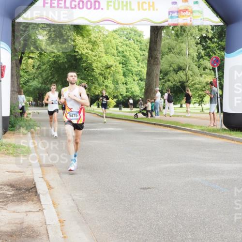 29.06.2025 - hella hamburg halbmarathon MichiJ http://msf.ph/oto/8162704 29.06.2025 10:12:37 Zwischen KM18-KM19 16548, 17886 meine-sportfotos.de