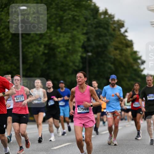 29.06.2025 - hella hamburg halbmarathon Dr. Thomas Lammeyer http://msf.ph/oto/8162707 29.06.2025 10:08:48 Kennedybrücke 1126, 1316, 1377, 1559, 1674, 2011, 2463, 2698, 3413, 3994, 4146, 4904, 5354, 5365, 6311, 8089, 8217, 9280, 10100, 10213, 10709, 10834, 10962 meine-sportfotos.de