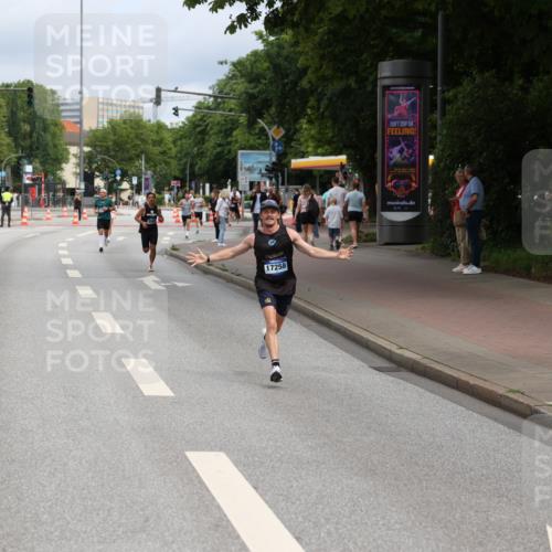 29.06.2025 - hella hamburg halbmarathon Yannick Fuchs http://msf.ph/oto/8162719 29.06.2025 10:21:32 20KM 7380, 9565, 13779, 14728, 16615, 17040, 17258, 18692, 19076 meine-sportfotos.de