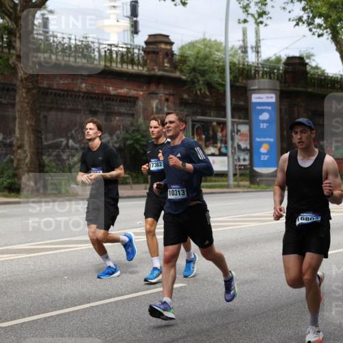 29.06.2025 - hella hamburg halbmarathon Yannick Fuchs http://msf.ph/oto/8162749 29.06.2025 10:39:36 20KM 1171, 1424, 2098, 2188, 2470, 3785, 3917, 4915, 4997, 5047, 5623, 5706, 6266, 6375, 6575, 6819, 6831, 7087, 7167, 7325, 7709, 7843, 8871, 9030, 9105, 9710, 9720, 10064, 10313, 10741, 11291, 11688, 12154, 12161, 12528, 12643, 12783, 13919, 15365, 15651, 15666, 15760, 16617, 16685, 16689, 16725, 16803, 16834, 17381, 17382, 17544, 17960, 18055, 18185, 18407, 18631, 18638, 18689, 18718, 18862, 19116 meine-sportfotos.de