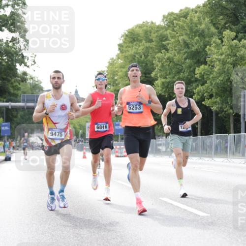 29.06.2025 - hella hamburg halbmarathon Jannik Wohlers http://msf.ph/oto/8162766 29.06.2025 09:40:11 Lombardsbrücke 34, 54, 5253, 6530, 6816, 9151, 9447, 9475, 11210, 11829, 12373, 12678, 14302, 16068, 16245, 16988, 18930 meine-sportfotos.de