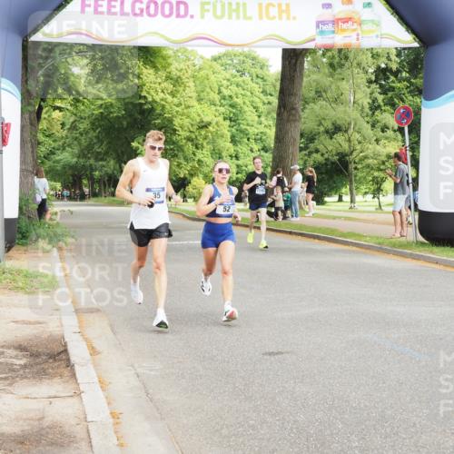29.06.2025 - hella hamburg halbmarathon MichiJ http://msf.ph/oto/8162881 29.06.2025 10:12:39 Zwischen KM18-KM19 52, 9475, 16548, 17886 meine-sportfotos.de