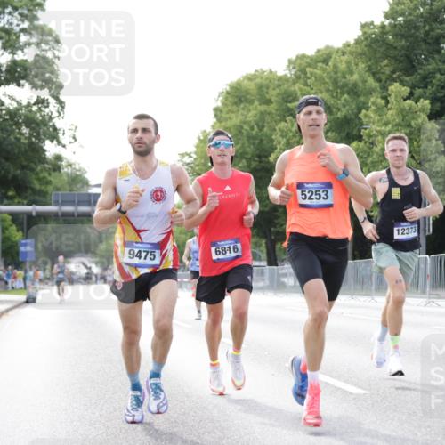 29.06.2025 - hella hamburg halbmarathon Jannik Wohlers http://msf.ph/oto/8162896 29.06.2025 09:40:11 Lombardsbrücke 34, 54, 5253, 6530, 6816, 9151, 9447, 9475, 11210, 11829, 12373, 12678, 14302, 16068, 16245, 16988, 18930 meine-sportfotos.de