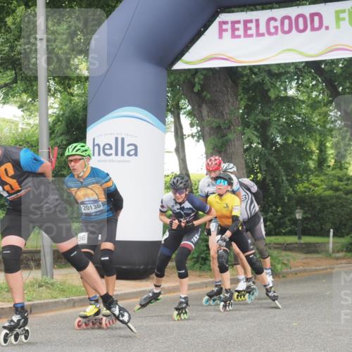 29.06.2025 - hella hamburg halbmarathon KatJ http://msf.ph/oto/8162950 29.06.2025 09:13:25 Zwischen KM18-KM19  meine-sportfotos.de
