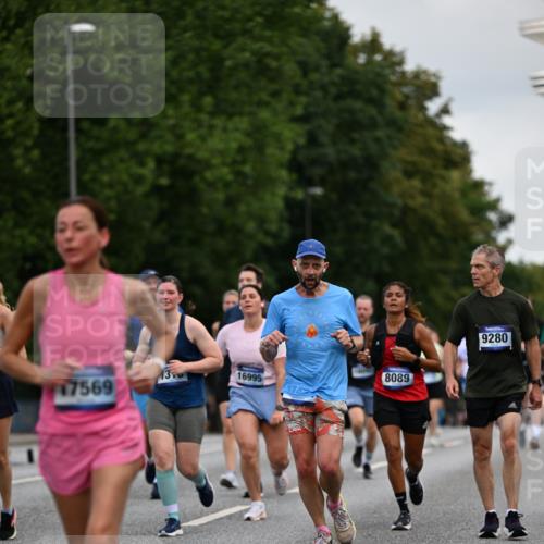 29.06.2025 - hella hamburg halbmarathon Dr. Thomas Lammeyer http://msf.ph/oto/8162957 29.06.2025 10:08:50 Kennedybrücke 1126, 1316, 1559, 2011, 2424, 2463, 2698, 2852, 3413, 3994, 4146, 4293, 4538, 4904, 5365, 6311, 8089, 8217, 9280, 10100, 10213, 10709, 10834, 10962 meine-sportfotos.de