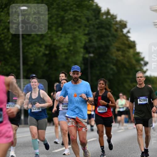 29.06.2025 - hella hamburg halbmarathon Dr. Thomas Lammeyer http://msf.ph/oto/8163036 29.06.2025 10:08:51 Kennedybrücke 1126, 1316, 1559, 2011, 2424, 2463, 2698, 2852, 3994, 4146, 4293, 4538, 4904, 6311, 7017, 8089, 8217, 9280, 10100, 10213, 10709, 10834, 10962 meine-sportfotos.de