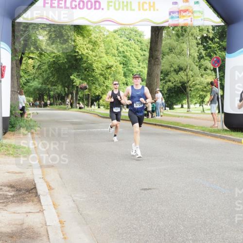 29.06.2025 - hella hamburg halbmarathon MichiJ http://msf.ph/oto/8163053 29.06.2025 10:12:42 Zwischen KM18-KM19 35, 52, 6559, 9475, 13751, 16548, 17886 meine-sportfotos.de