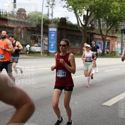 29.06.2025 - hella hamburg halbmarathon Yannick Fuchs http://msf.ph/oto/8163154 29.06.2025 10:39:41 20KM 1171, 2098, 2188, 2367, 2470, 3785, 4997, 5623, 5706, 6054, 6266, 6375, 6575, 6819, 6831, 7087, 7167, 7325, 7709, 7843, 8871, 9105, 9710, 9720, 10064, 10741, 11291, 11688, 11821, 12154, 12161, 12643, 12783, 13919, 15365, 15651, 15666, 15760, 16617, 16685, 16689, 16725, 16834, 17544, 17960, 18055, 18185, 18407, 18638, 18689, 18718, 18862, 19116 meine-sportfotos.de