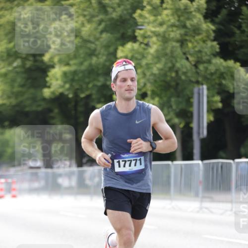 29.06.2025 - hella hamburg halbmarathon Jannik Wohlers http://msf.ph/oto/8163156 29.06.2025 09:40:21 Lombardsbrücke 5253, 6816, 9151, 9475, 11210, 11829, 12373, 17771, 18930 meine-sportfotos.de