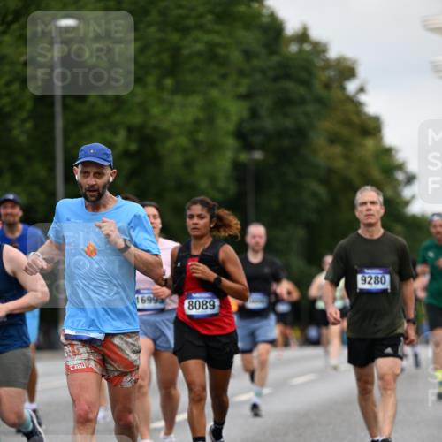 29.06.2025 - hella hamburg halbmarathon Dr. Thomas Lammeyer http://msf.ph/oto/8163212 29.06.2025 10:08:52 Kennedybrücke 1126, 1316, 1559, 2011, 2424, 2463, 2540, 2698, 2852, 3994, 4146, 4293, 4538, 4904, 6311, 7017, 8089, 8217, 9280, 10100, 10213, 10709, 10834, 10962 meine-sportfotos.de