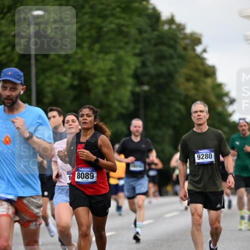 29.06.2025 - hella hamburg halbmarathon Dr. Thomas Lammeyer http://msf.ph/oto/8163256 29.06.2025 10:08:53 Kennedybrücke 1126, 1316, 1347, 1559, 2011, 2424, 2463, 2540, 2698, 2852, 3994, 4146, 4293, 4538, 4904, 6311, 7017, 8089, 8217, 9280, 10100, 10213, 10709, 10834, 10962 meine-sportfotos.de
