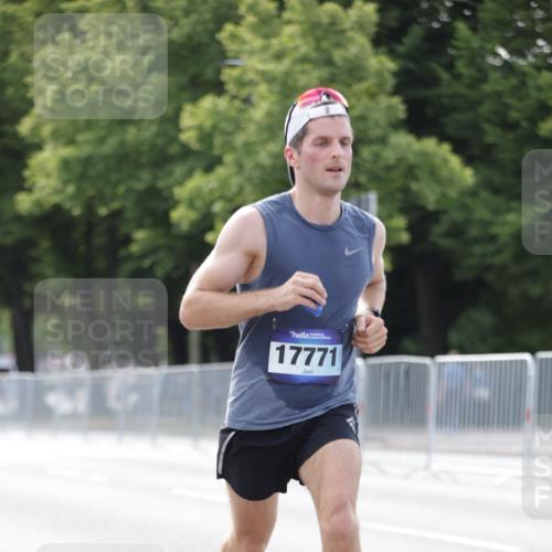 29.06.2025 - hella hamburg halbmarathon Jannik Wohlers http://msf.ph/oto/8163271 29.06.2025 09:40:21 Lombardsbrücke 5253, 6816, 9151, 9475, 11210, 11829, 12373, 17771, 18930 meine-sportfotos.de