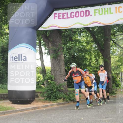 29.06.2025 - hella hamburg halbmarathon KatJ http://msf.ph/oto/8163361 29.06.2025 09:13:32 Zwischen KM18-KM19  meine-sportfotos.de