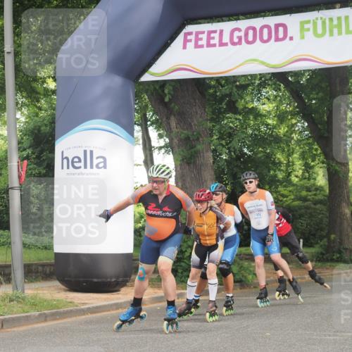 29.06.2025 - hella hamburg halbmarathon KatJ http://msf.ph/oto/8163507 29.06.2025 09:13:33 Zwischen KM18-KM19  meine-sportfotos.de