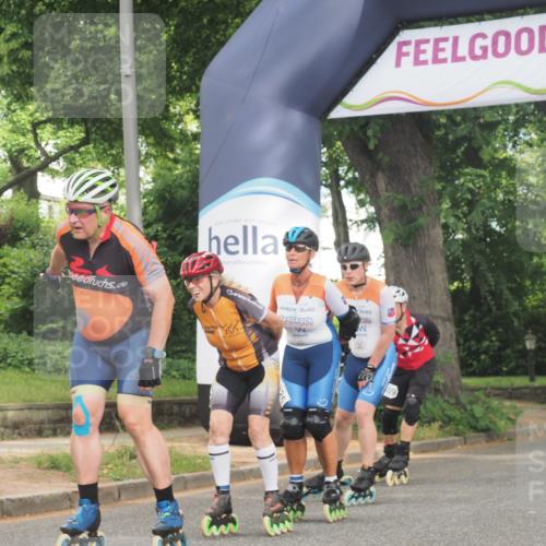 29.06.2025 - hella hamburg halbmarathon KatJ http://msf.ph/oto/8163637 29.06.2025 09:13:33 Zwischen KM18-KM19  meine-sportfotos.de