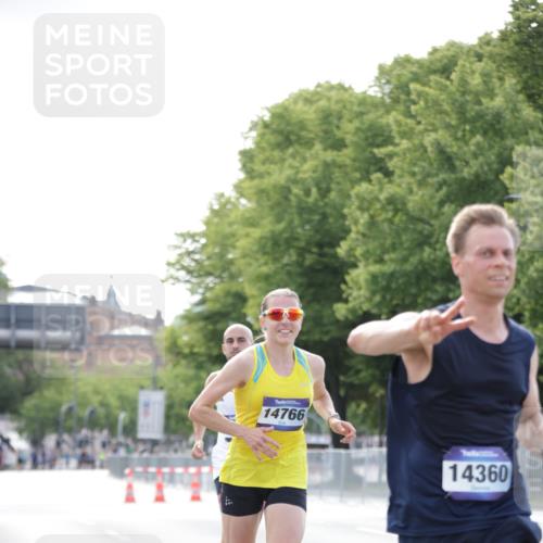 29.06.2025 - hella hamburg halbmarathon Jannik Wohlers http://msf.ph/oto/8163794 29.06.2025 09:40:29 Lombardsbrücke 11829, 12373, 14360, 14766, 15526, 17771 meine-sportfotos.de