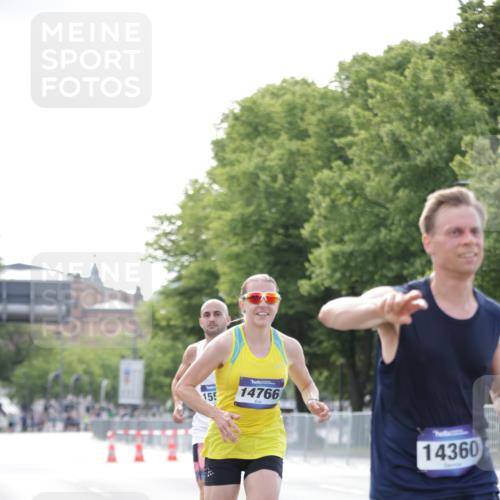 29.06.2025 - hella hamburg halbmarathon Jannik Wohlers http://msf.ph/oto/8163817 29.06.2025 09:40:29 Lombardsbrücke 11829, 12373, 14360, 14766, 15526, 17771 meine-sportfotos.de