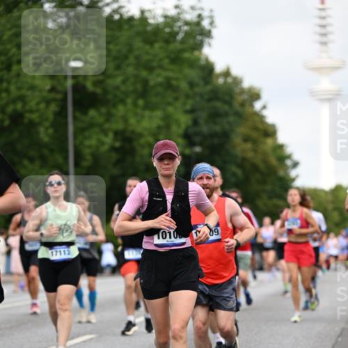 29.06.2025 - hella hamburg halbmarathon Dr. Thomas Lammeyer http://msf.ph/oto/8163823 29.06.2025 10:09:02 Kennedybrücke 1126, 1316, 1347, 1559, 2424, 2463, 2540, 2698, 2852, 3994, 4146, 4293, 4394, 4538, 6311, 6907, 6908, 7017, 8089, 8217, 9280, 10100, 10709, 10834, 11088 meine-sportfotos.de