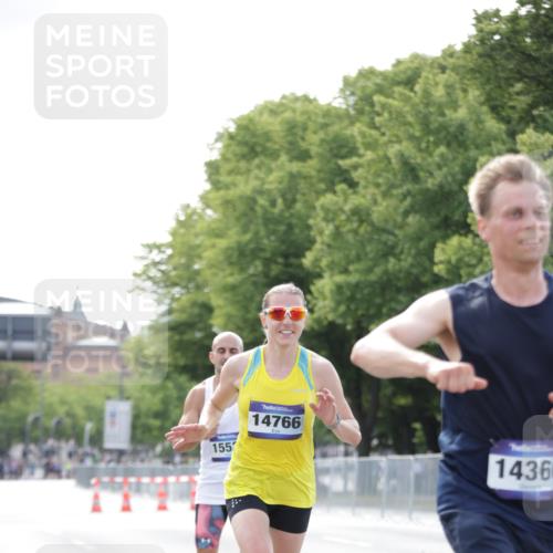 29.06.2025 - hella hamburg halbmarathon Jannik Wohlers http://msf.ph/oto/8163869 29.06.2025 09:40:29 Lombardsbrücke 11829, 12373, 14360, 14766, 15526, 17771 meine-sportfotos.de