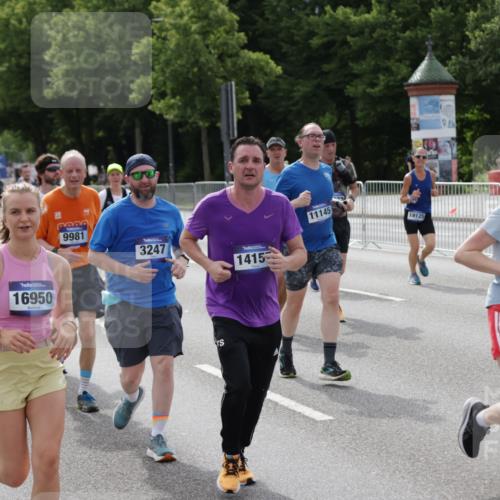 29.06.2025 - hella hamburg halbmarathon Jannik Wohlers http://msf.ph/oto/8163873 29.06.2025 10:20:25 Lombardsbrücke 2053, 2101, 2325, 2834, 2923, 2945, 3247, 3781, 4082, 4288, 4350, 4754, 4869, 5041, 5625, 6608, 8113, 8724, 8940, 9005, 9011, 9236, 9981, 10050, 10350, 11100, 11145, 11995, 12844, 14138, 14157, 14246, 14342, 14344, 14500, 14502, 14503, 14610, 14611, 14615, 14670, 14986, 15913, 16135, 16254, 16950, 17095, 17155, 17832, 17987, 18141, 18397, 18423, 18620, 18908, 19124, 19125, 19131, 19132 meine-sportfotos.de